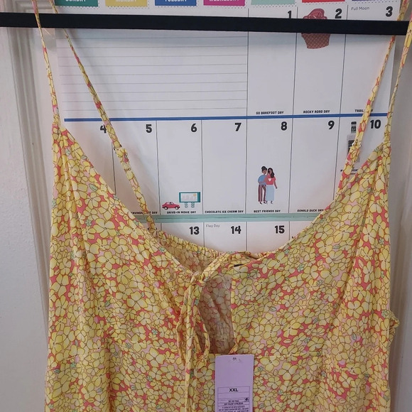 NWT Wild Fable Vibrant Yellow Floral Mini Dress in Size XXL - Picture 3 of 10
